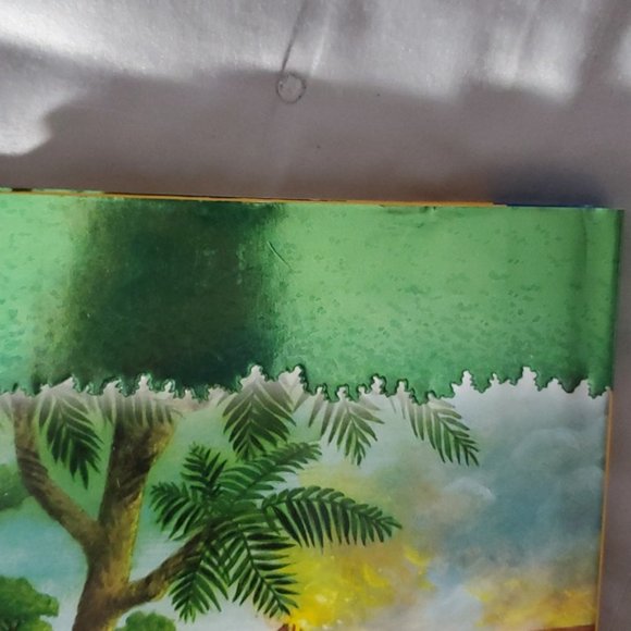 Magic Tree House #1 Dinosaurs Before Dark- Full color Edition Hard Cover Novel - Picture 5 of 8